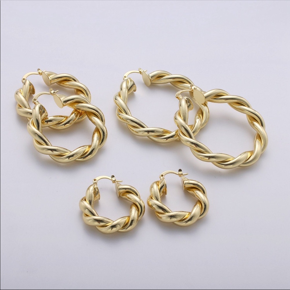 3 Sizes✨14K Gold Twisted Hoops | GLD RZÉ